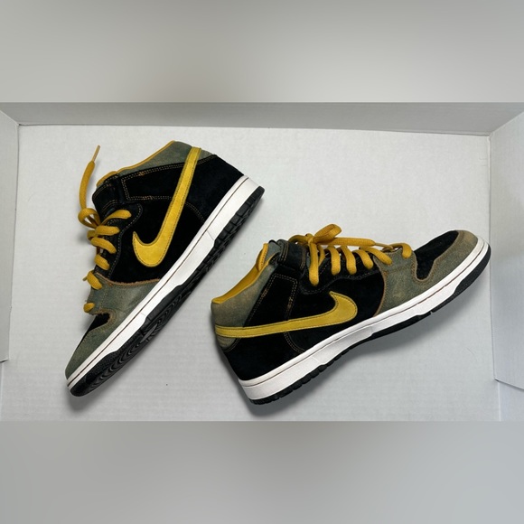 Nike SB Mid Dunk Premium Size 10.5 - Picture 9 of 13